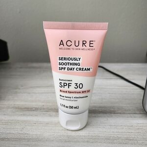 New Seriously Soothing, Day Cream, 1.7 fl oz (50 ml